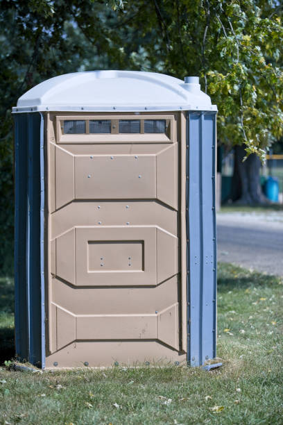 Portable Toilet Options We Offer in Thornwood, NY